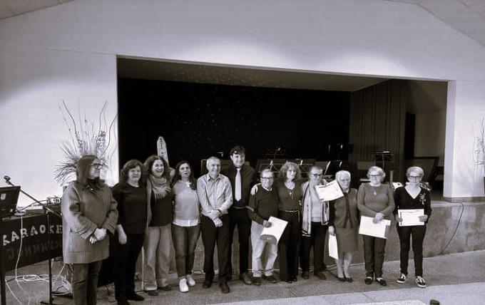 Centro Qualifica do CEARTE entrega diplomas do 9º ano a adultos na aldeia do Carvalho