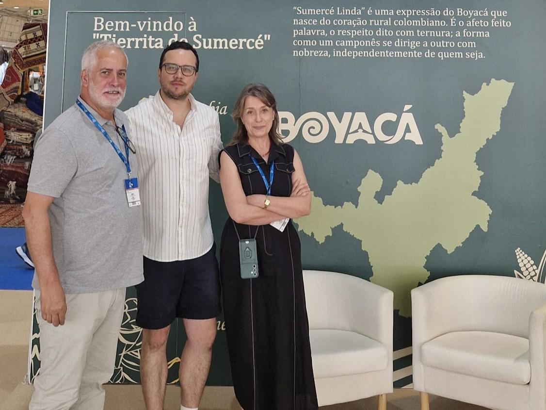 CEARTE visitou o stand da Governação de Boyacá na FIA