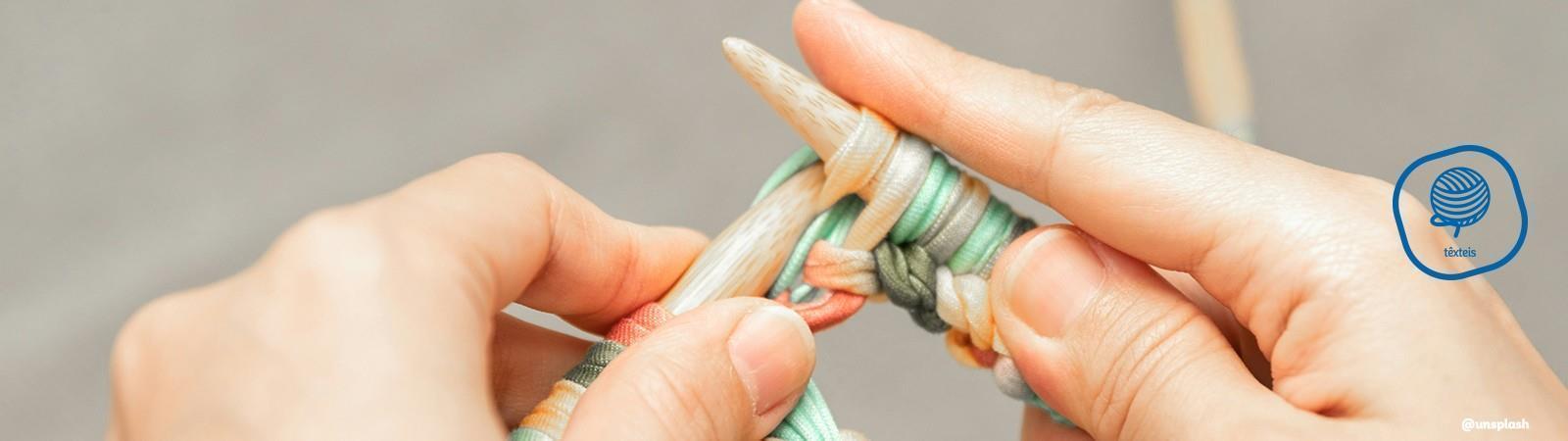 Execução de peças em Tricot